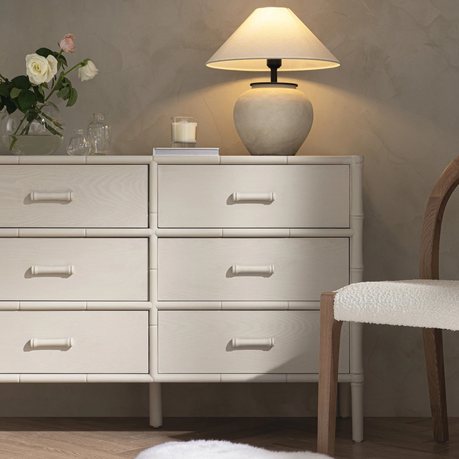 Elstowe Faux Bamboo 6-Drawer Chest, Shaded White 3 Elstowe Faux Bamboo 6-Drawer Chest, Shaded White - Image 3