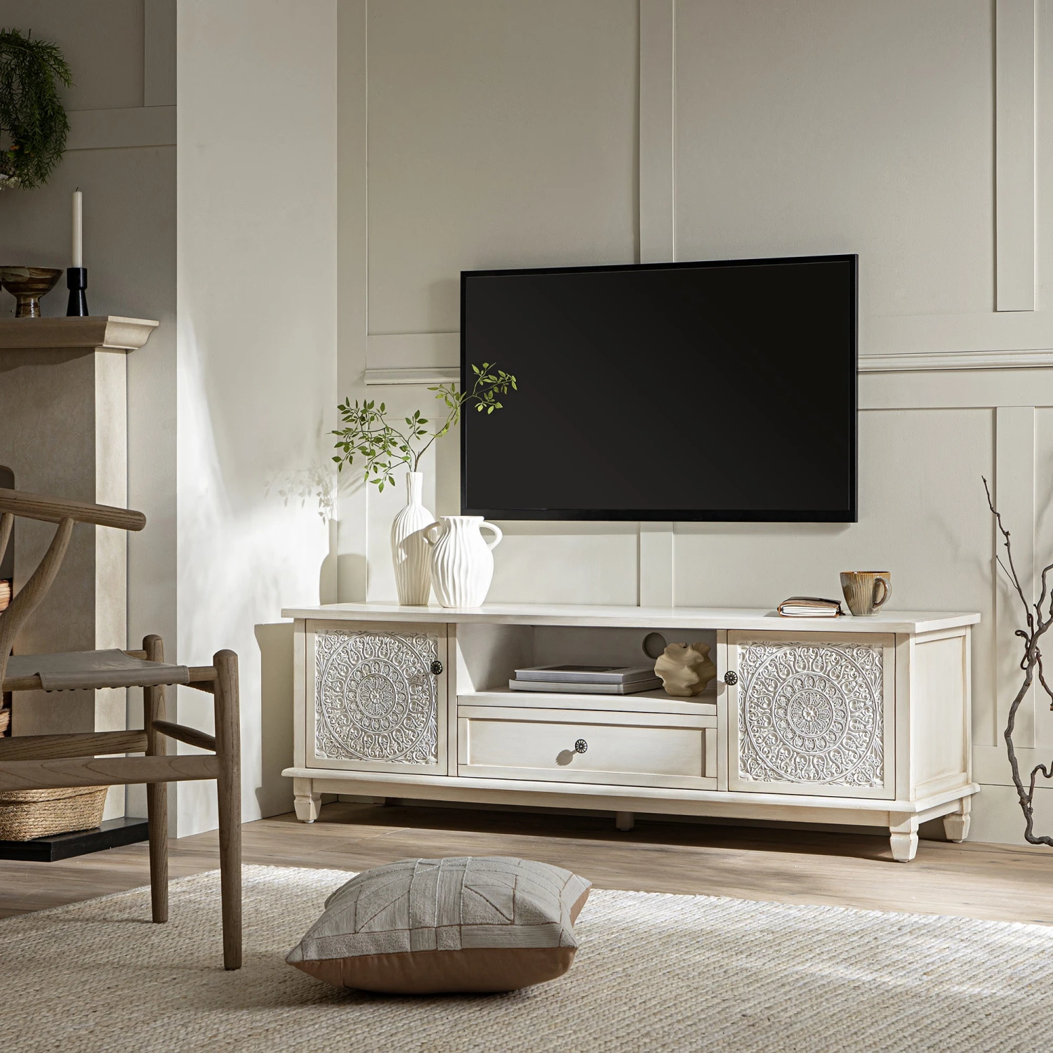 Chantilly Whitewashed 150cm Wide TV Unit 2 Chantilly Whitewashed 150cm Wide TV Unit - Image 2