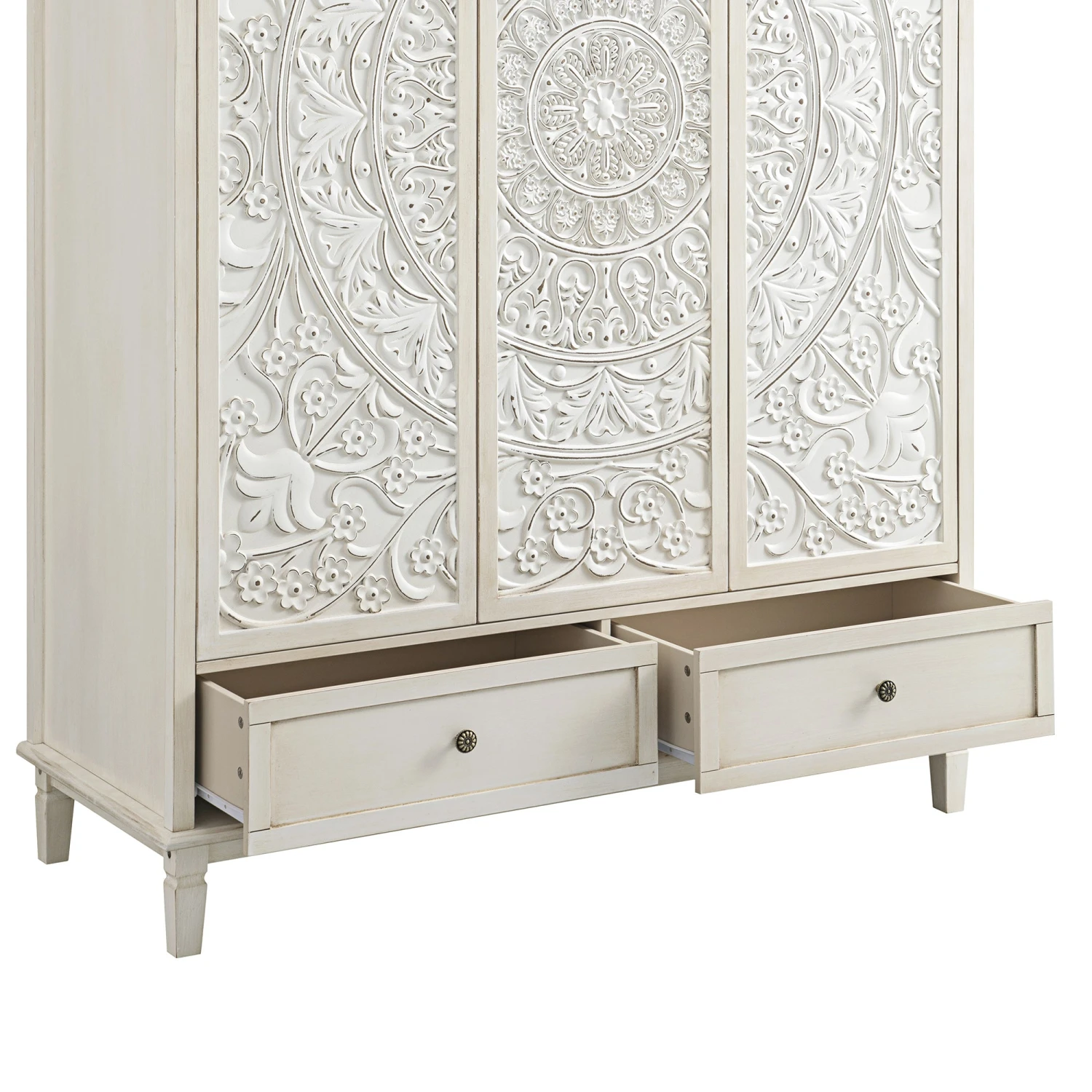 Chantilly Whitewashed Carved Triple Wardrobe 17 Chantilly Whitewashed Carved Triple Wardrobe - Image 17