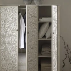 Chantilly Whitewashed Carved Triple Wardrobe 22 Chantilly Whitewashed Carved Triple Wardrobe -Daals Store XXWARD 052 WHITEWASH scene4